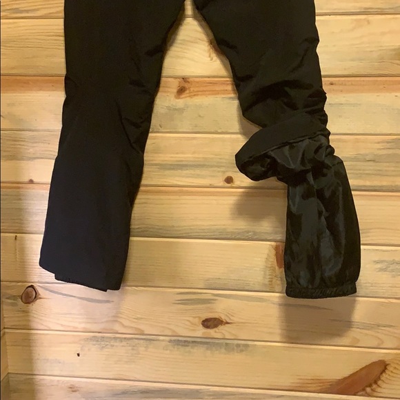 Descente Women’s black snow pants Size 8 small. - Picture 8 of 11